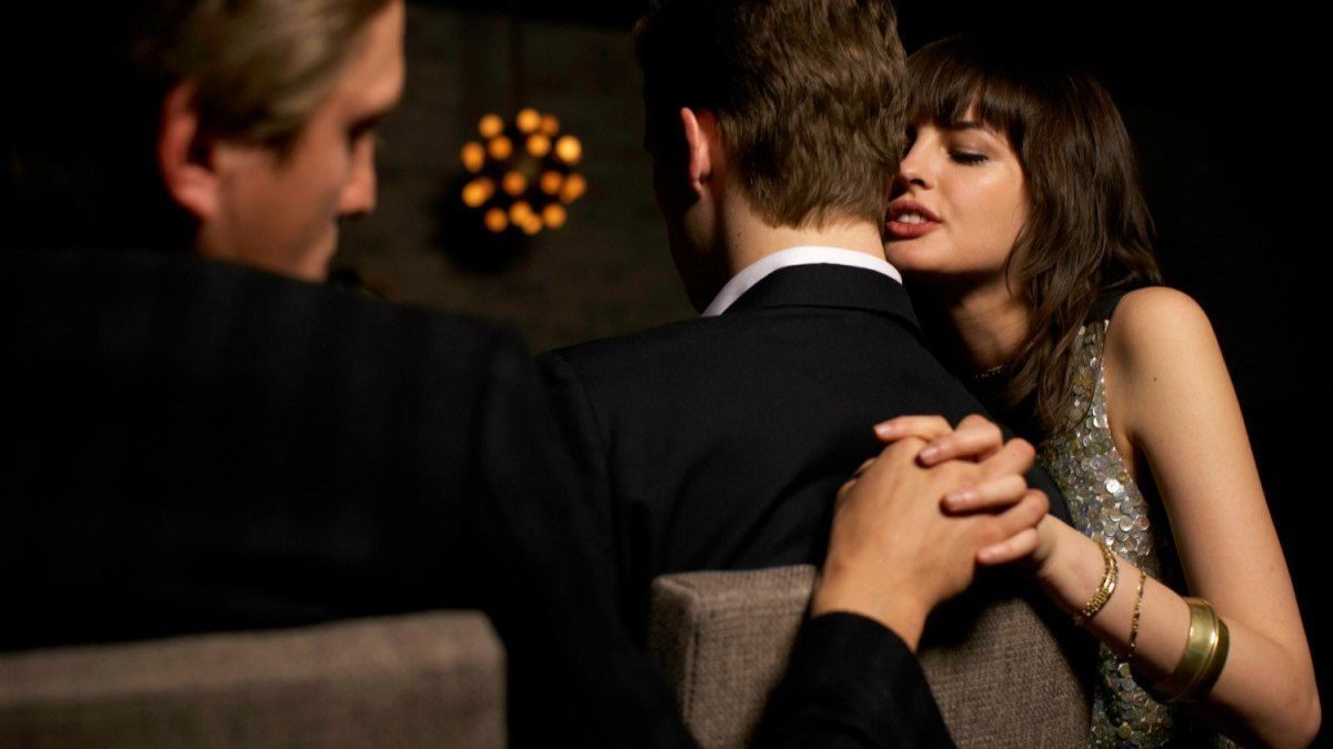 Cáº£ thÃ¨m chÃ³ng chÃ¡n trong tÃ¬nh yÃªu lÃ  gÃ¬?