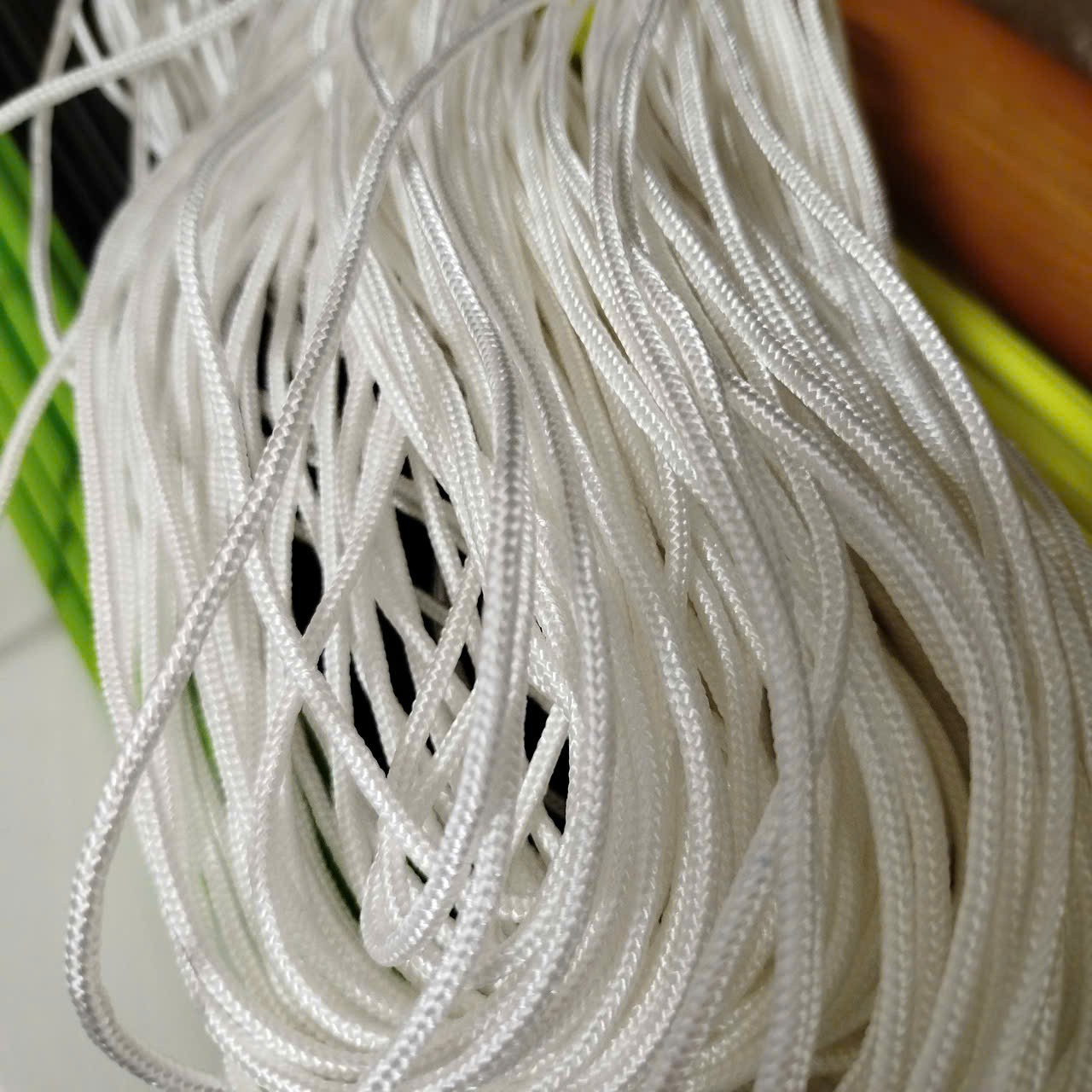 Áo diều sáo đẹp làm bằng vải ripstop với họa tiết hình học