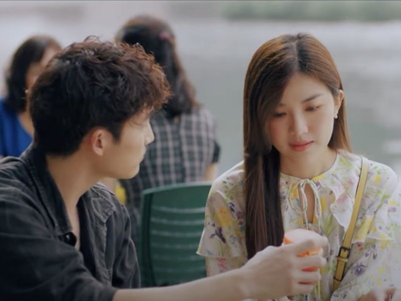 Người kia ghép đôi bạn với người khác
