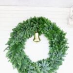 Bãi đỗ xe tải với nhiều xe khác nhau, tối ưu cho việc vận chuyển hàng hóa trong kỳ nghỉ