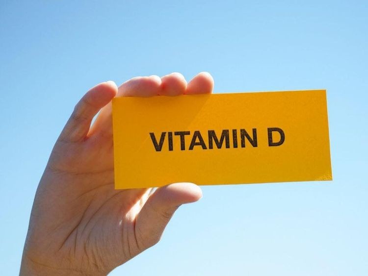 Mô tả: Hình ảnh minh họa các loại thực phẩm giàu canxi và vitamin D.