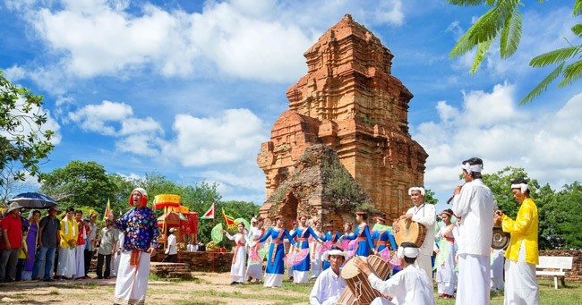 ThÃ nh tá»±u vá» Ä‘á»i sá»ng váº­t cháº¥t cá»§a vÄn minh ChÄm Pa