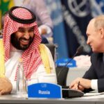 Tổng thống Nga Vladimir Putin và Thái tử Ả-rập Xê-út Mohammed bin Salman tại một cuộc họp