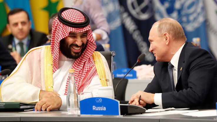Tổng thống Nga Vladimir Putin và Thái tử Ả-rập Xê-út Mohammed bin Salman tại một cuộc họp
