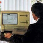Máy tính Apple Lisa năm 1983 với giao diện người dùng đồ họa