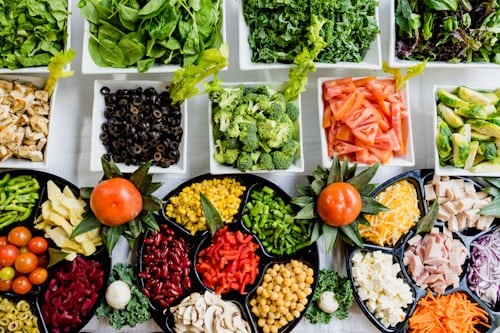 Duy trì tình bạn bền vững đòi hỏi sự chân thành, lắng nghe và tôn trọng