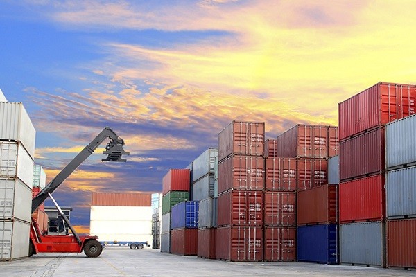 Cạnh tranh giúp giảm chi phí sản xuất xe tải
