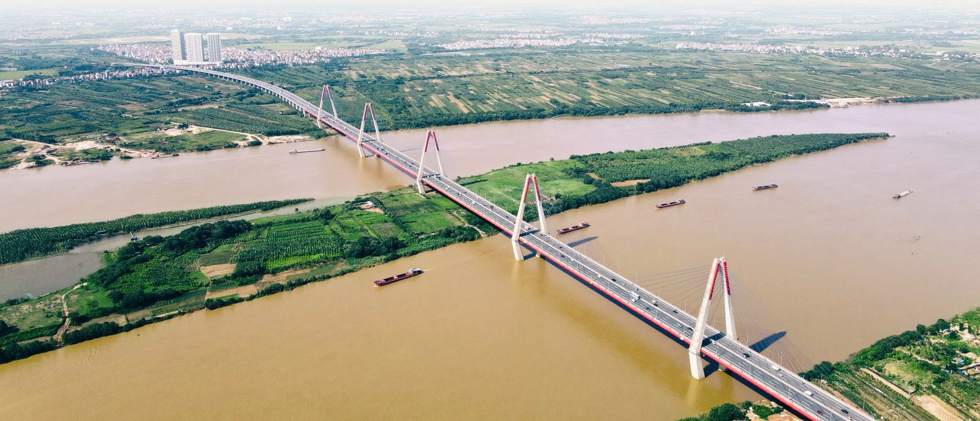 Sông Hồng Chảy Qua Hà Nội