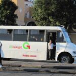 So sánh chi phí xe bus và taxi