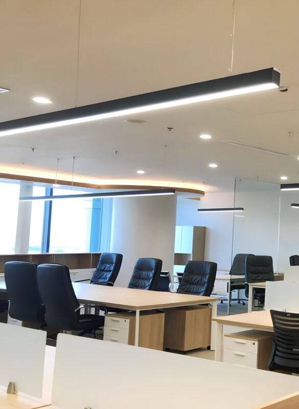 Hình ảnh xe tải được trang trí hình hộp chữ nhật đẹp mắt