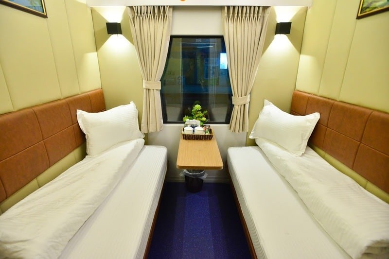 Tàu khoang 2 giường VIP đang được khai thác trên tàu SE1/SE2 tuyến Hà Nội-Sài Gòn
