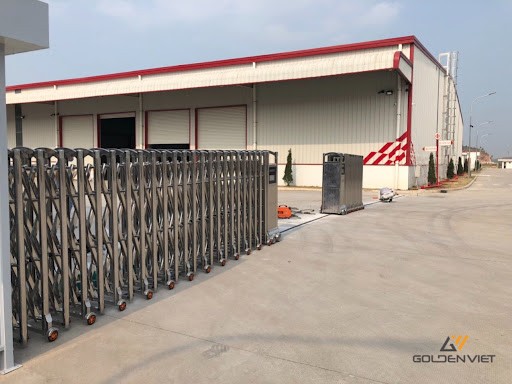 Cổng xếp inox 304