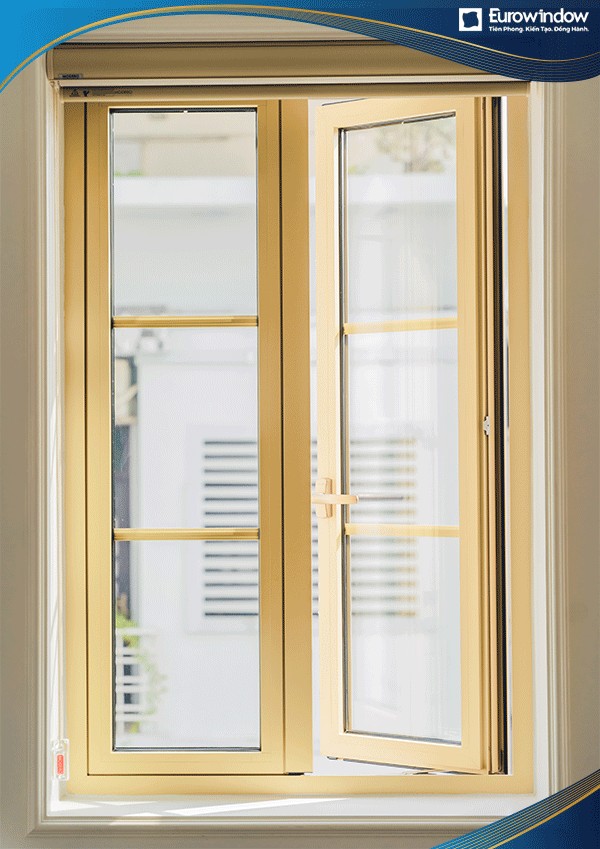 Cửa sổ mở quay trong 1 cánh màu xám Eurowindow được thi công tại khách sạn đối diện con sông và căn hộ cao cấp