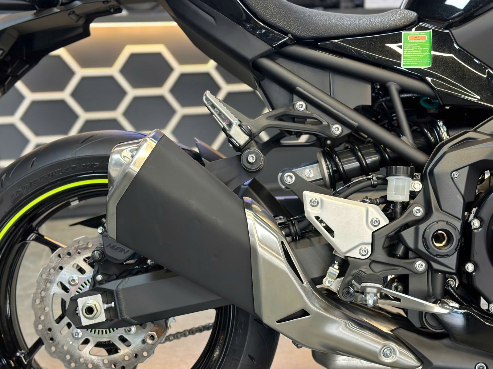 Khung Trellis trên Kawasaki Z900