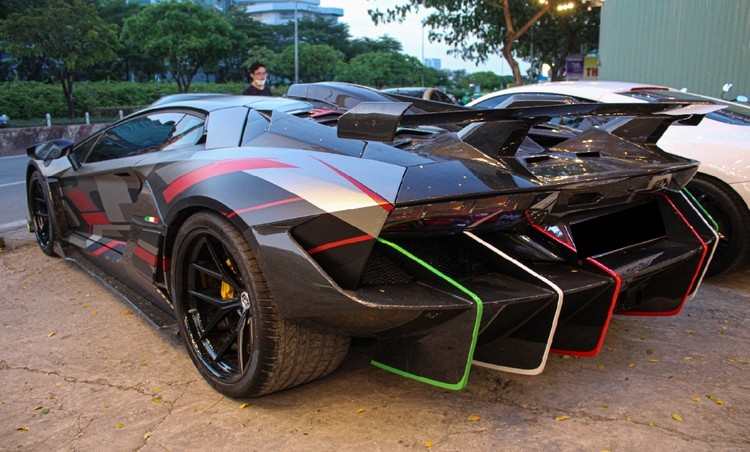 Lamborghini Aventador độ Duke Dynamics