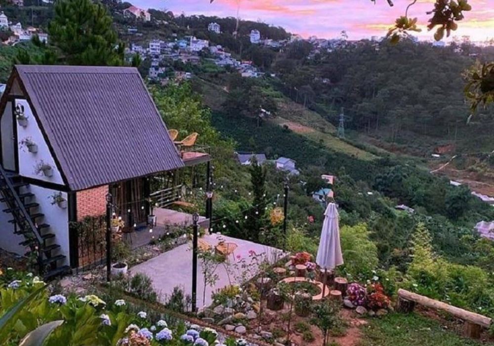 Hoàng hôn tuyệt đẹp bên cạnh Homestay Leng keng (ảnh: Sưu tầm Internet)