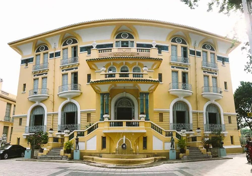 Tòa nhà số 1 bảo tàng Mỹ thuật Sài Gòn
