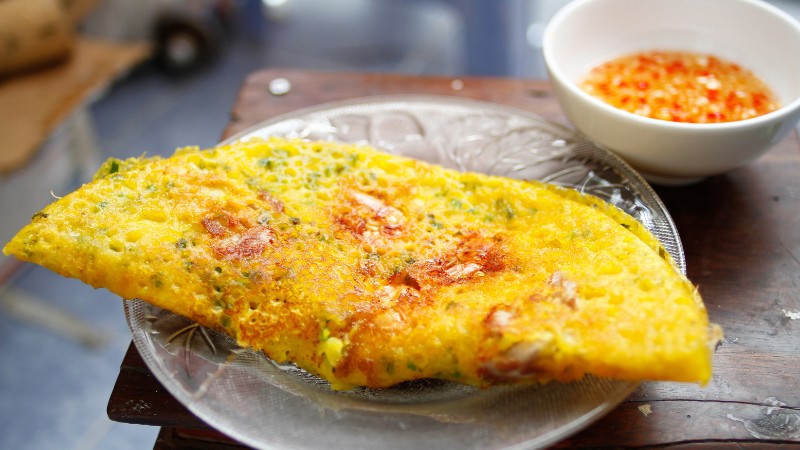 Đặt vé máy bay Hà Nội Đà Nẵng thưởng thức bánh xèo