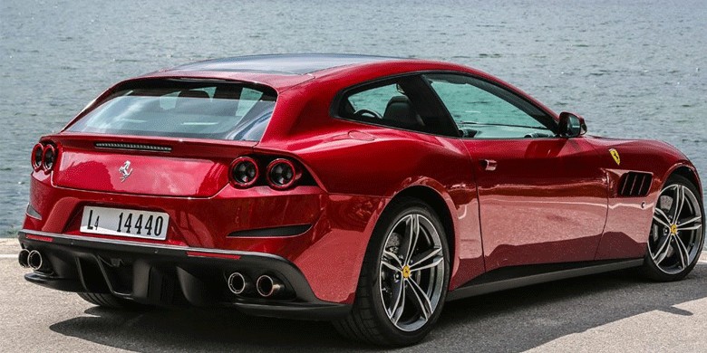 Ferrari GTC4Lusso