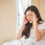 Bàn tay ấm lên khi xoa vào nhau