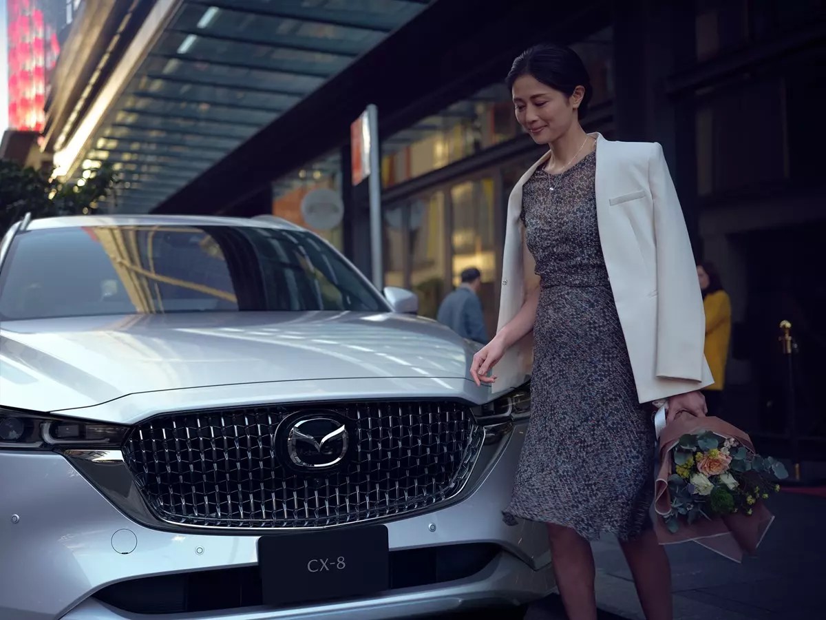 Đầu xe Mazda CX-8