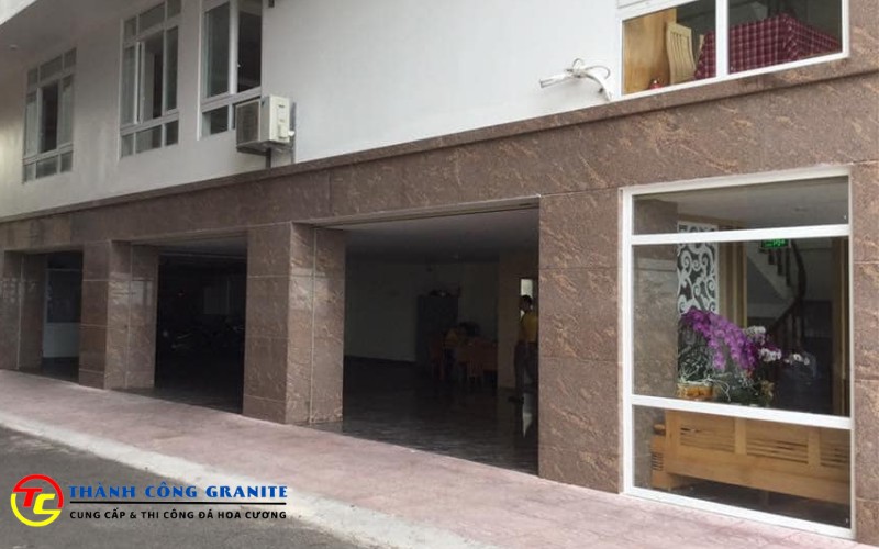 Đá hoa cương màu vàng ốp mặt tiền