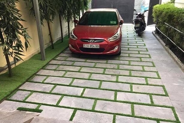 Đá ong xám 30x60 lát sân vườn