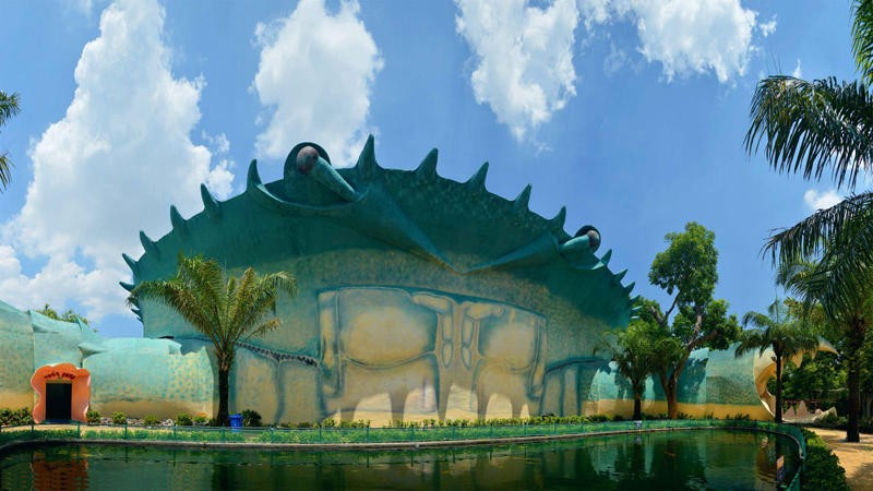 Thủy cung Đầm Sen Khô