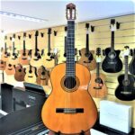 Đàn guitar giá rẻ phù hợp cho người mới bắt đầu luyện tập