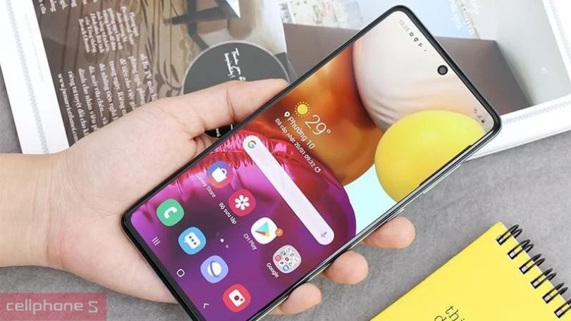 Điện thoại di động là một phần không thể thiếu trong cuộc sống hiện đại ngày nay