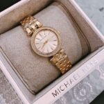 Đồng hồ Michael Kors mang vẻ đẹp hiện đại và sang trọng