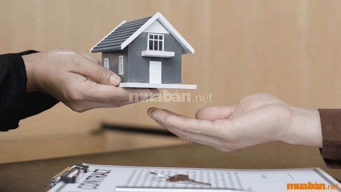 Xem nhà trực tiếp để đánh giá tình trạng