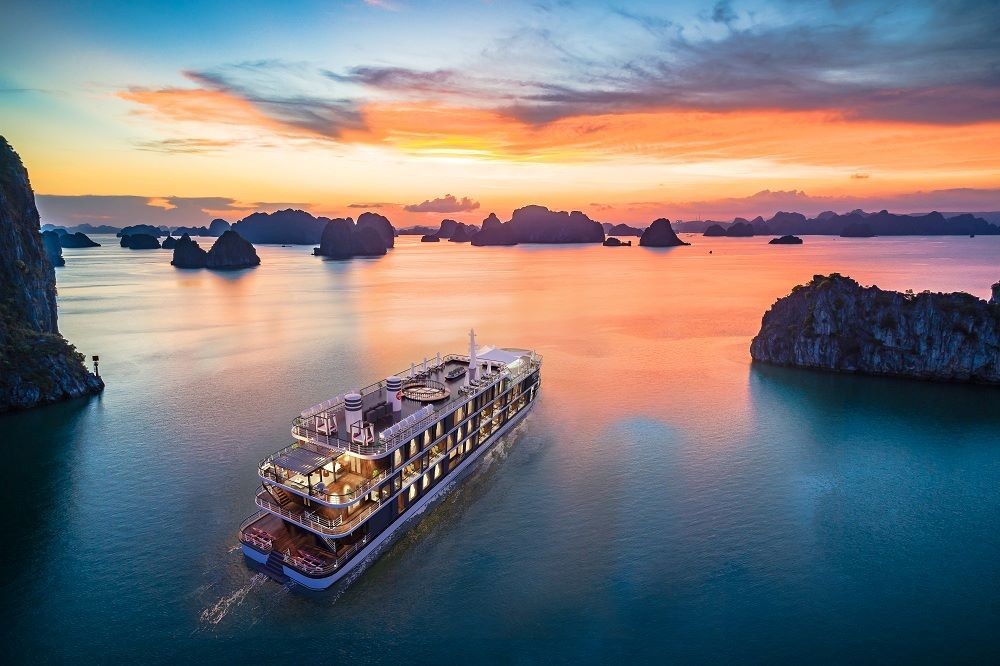 Tour du thuyền lưu trú qua đêm sẽ mang đến cho bạn nhiều trải nghiệm lý thú