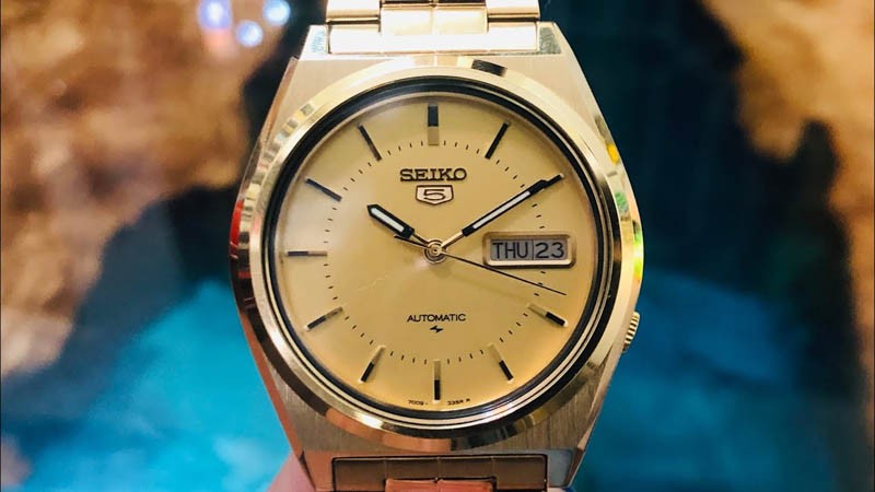 Kinh nghiệm để mua đồng hồ Seiko 5 Automatic cổ uy tín