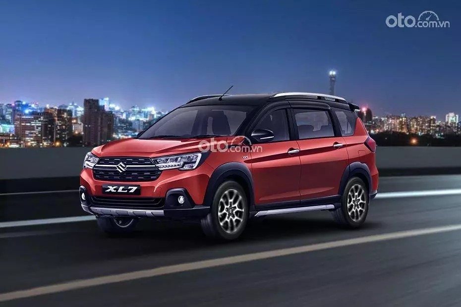 Suzuki XL7 Mạnh Mẽ và Đa Dụng