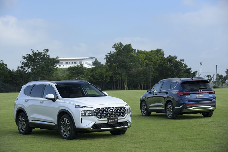 Hyundai Santafe 2024 với vẻ đẹp hiện đại và công nghệ tiên tiến