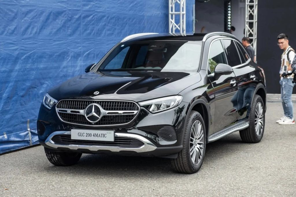 Đánh giá ngoại thất xe Mercedes GLC 200