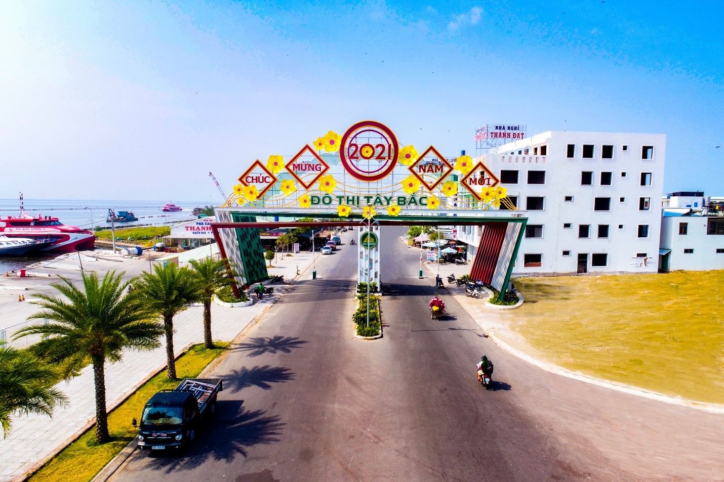 Cổng chào khu đô thị mới lấn biển Tây Bắc Rạch Giá
