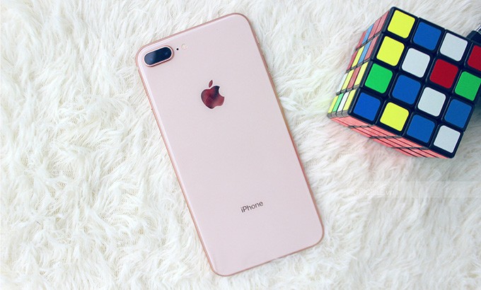 Danh sách các địa điểm bán iPhone 8 Plus uy tín tại Hà Nội, bao gồm các chuỗi cửa hàng lớn và các cửa hàng chuyên bán iPhone.