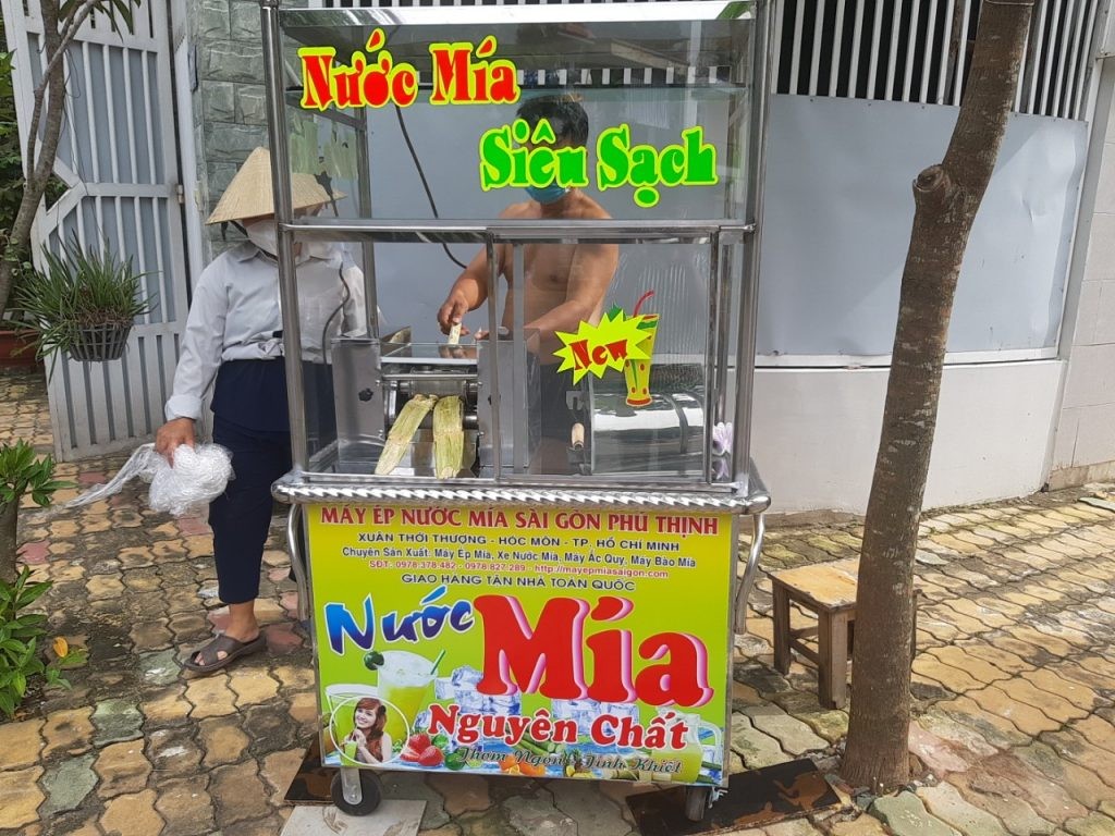 Kiểm tra hoạt động của máy ép nước mía cũ