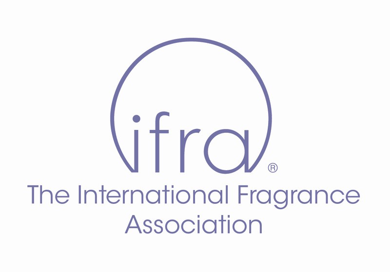 Tiêu chuẩn IFRA là một trong những tiêu chuẩn quan trọng và có ảnh hưởng lớn trong ngành công nghiệp nước hoa