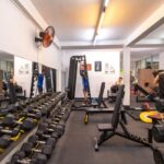 Phòng tập gym giá rẻ với thiết bị cơ bản đáp ứng nhu cầu tập luyện tối thiểu