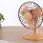 Quạt bàn giá rẻ với thiết kế nhỏ gọn, phù hợp cho không gian làm việc