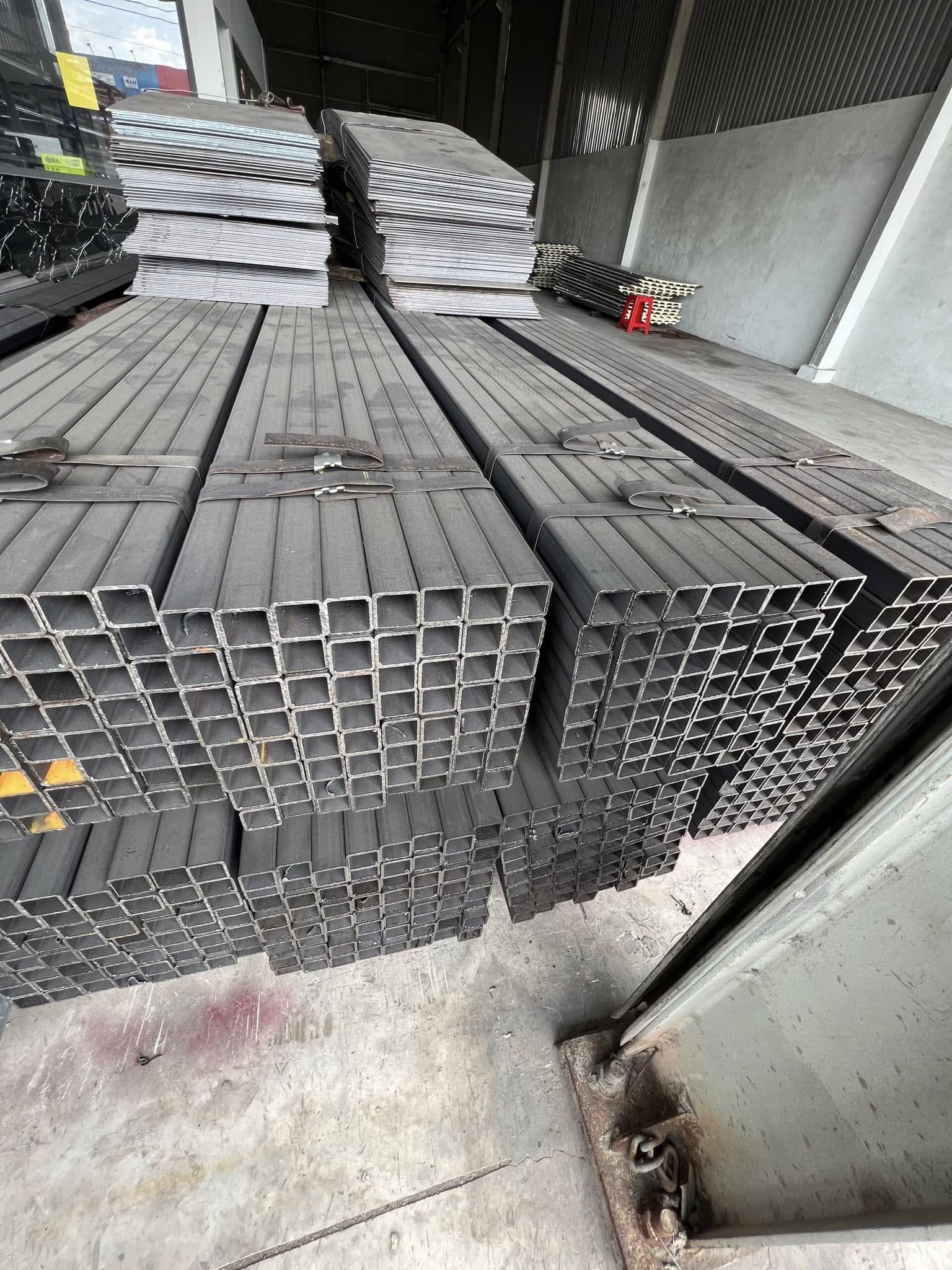 Sắt Vuông 3 1ly2 là gì? Sản phẩm này có ưu điểm gì vượt trội?