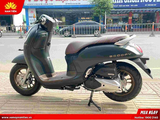 Hình ảnh so sánh xe Scoopy 2025 và Vision 2025