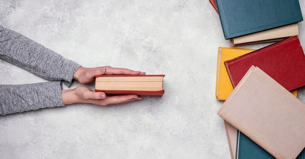 Học sinh căng thẳng vì áp lực học tập