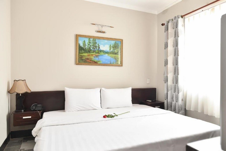 Thiết kế tối giản với tông màu trung tính tại SeaSala Hotel Vũng Tàu, giá rẻ