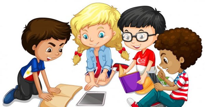 Một người đang nhìn người khác với ánh mắt ghen tỵ, thể hiện sự đố kỵ